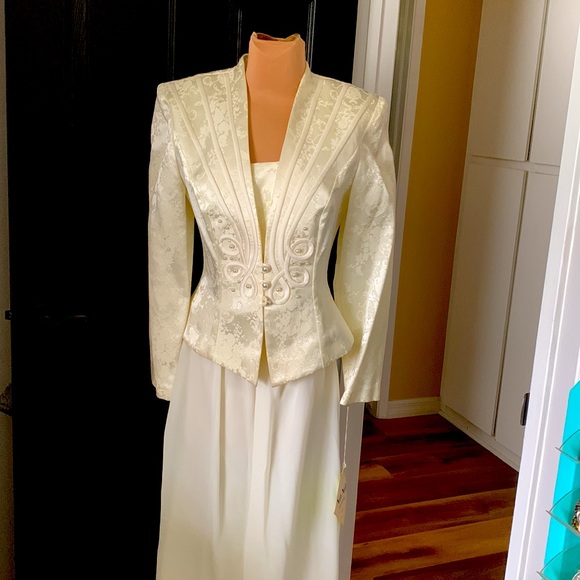 VINTAGE 80’S WEDDING SKIRT AND JACKET. NEVER WORN NEW WITH TAGS. SIZE 10 PETITE. - Picture 2 of 8